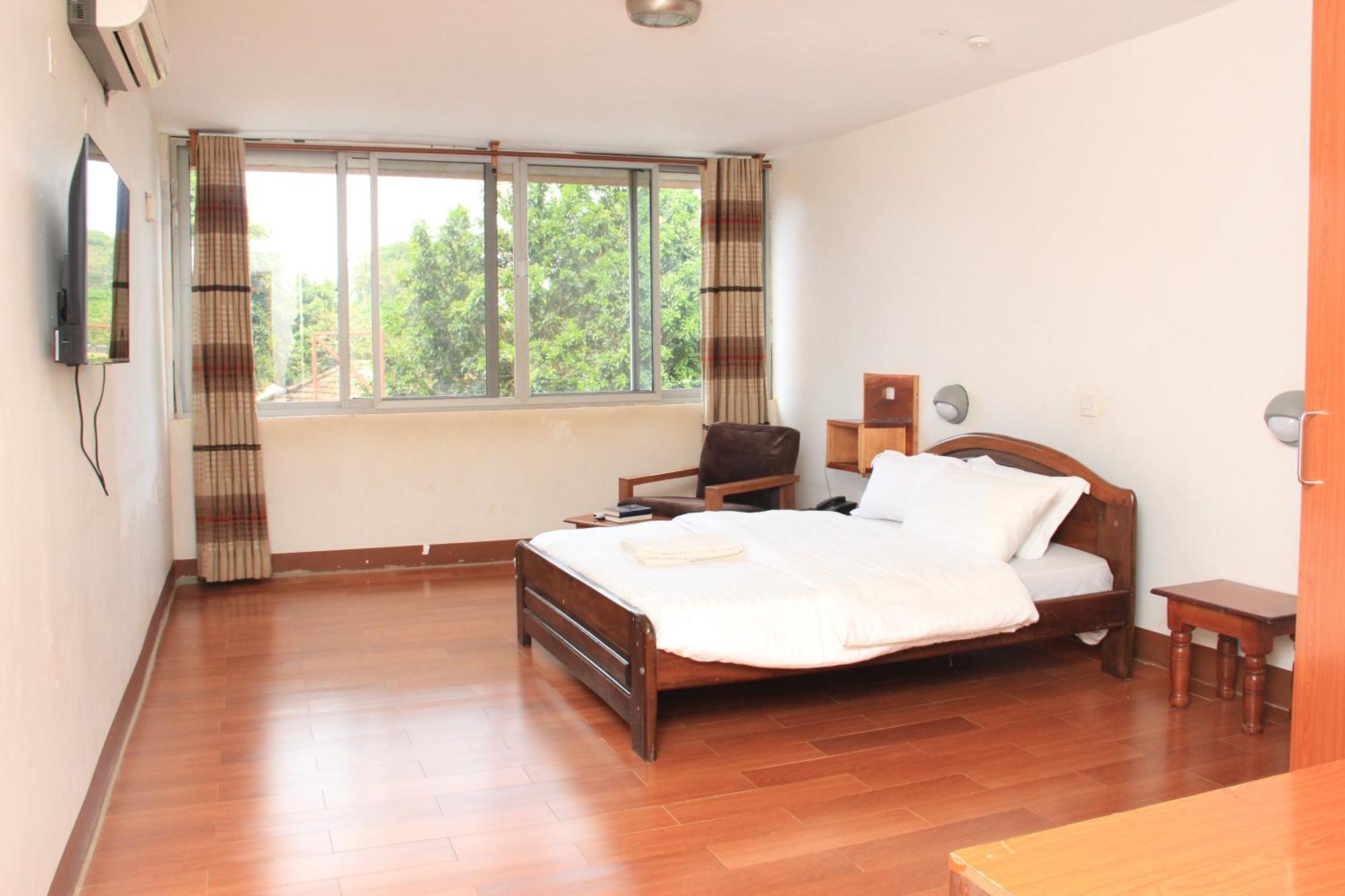 Entebbe Flights Motel Екстер'єр фото