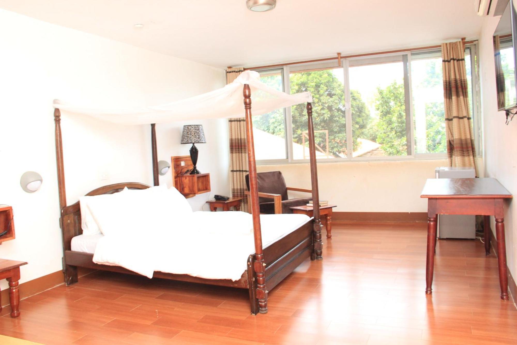 Entebbe Flights Motel Екстер'єр фото