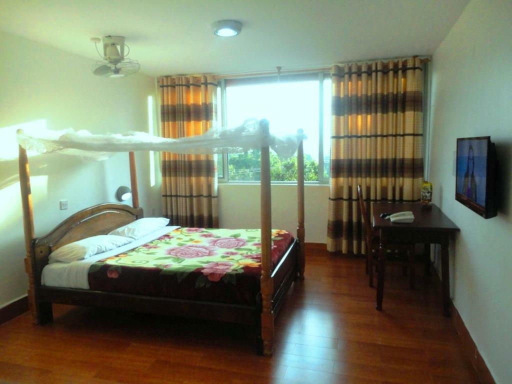 Entebbe Flights Motel Екстер'єр фото